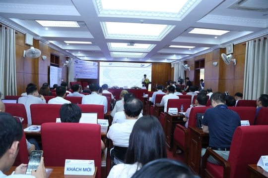 Gần 200 đại biểu trong nước và quốc tế bàn về đường sắt tốc độ cao tại Việt Nam