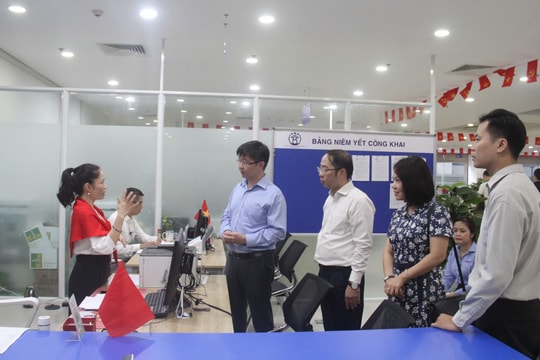 Bộ KH&CN khảo sát, đánh giá hoạt động Trung tâm phục vụ hành chính công Hà Nội