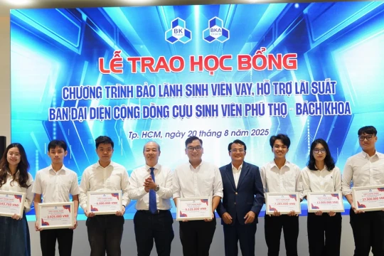 Hành trình tiếp sức thế hệ sau của cựu sinh viên Bách khoa