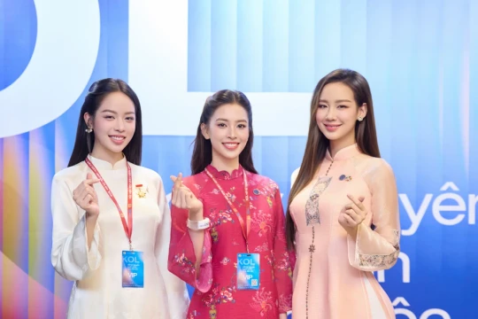 Hoa hậu Thanh Thủy, Bảo Ngọc, Tiểu Vy hào hứng chia sẻ trách nhiệm xã hội