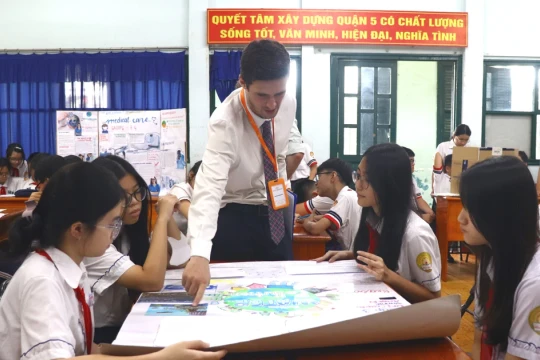 TPHCM tạo điều kiện cho học sinh chuyển trường theo cha mẹ sau sáp nhập