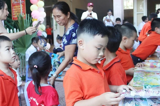 Tái sử dụng sách giáo khoa: Cha mẹ bớt lo, học sinh thêm vui