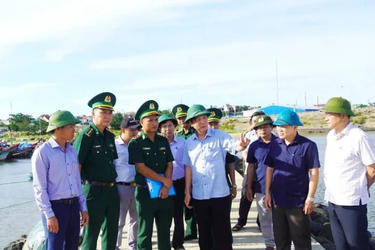 Quảng Trị dừng các cuộc họp không cần thiết để tập trung ứng phó bão Kajiki