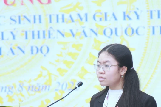 Nữ sinh đầu tiên giành huy chương Vàng Olympic Vật lý thiên văn
