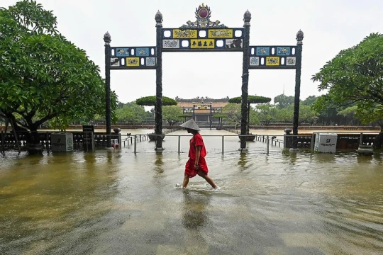 Chủ động bảo vệ du khách và các di tích trước bão Kajiki