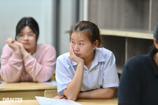 Những chuyện khó tin đang xảy ra tại kỳ tuyển sinh đại học 2025