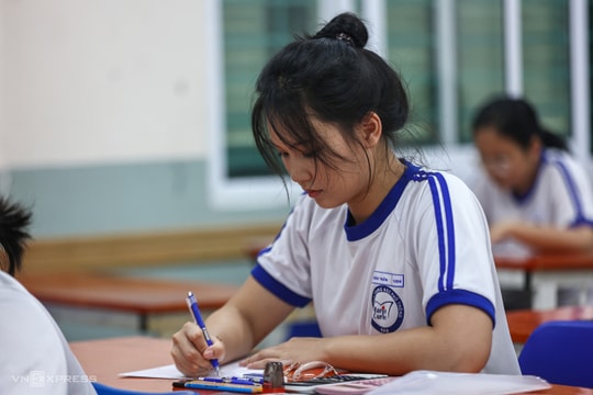 Hàng loạt đại học tuyển bổ sung thí sinh từ 15 điểm trở lên