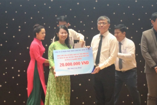 Sở GD&ĐT TPHCM phát động ủng hộ học sinh vùng lũ lụt