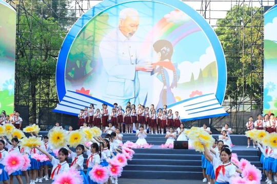 80 năm nền giáo dục cách mạng Việt Nam và những bài học về đổi mới giáo dục