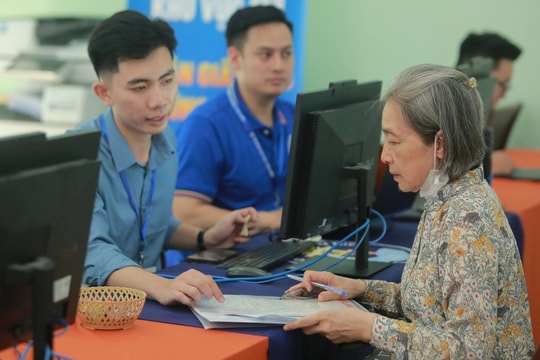 Người phụ nữ trở thành sinh viên năm nhất ở tuổi 62 với lý do bất ngờ