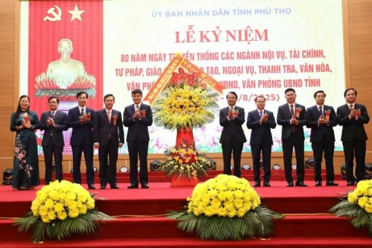 Tỉnh Phú Thọ kỷ niệm 80 năm ngày truyền thống các ngành khối cơ quan nhà nước