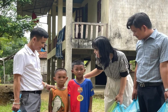 Giữ chân học trò người Chứt sau kỳ nghỉ dài
