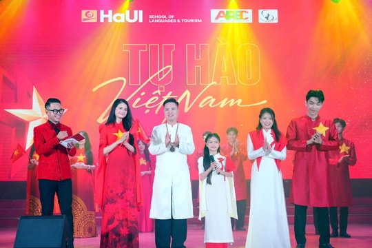 Đạo diễn Trịnh Phi Hoàng đồng hành cùng Trường Đại học Công nghiệp tổ chức Chương trình “ Tự Hào Việt Nam”
