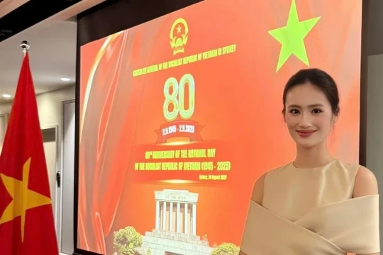 Hoa hậu Ý Nhi rạng rỡ, tự hào dự lễ kỷ niệm 80 năm Quốc khánh tại Úc