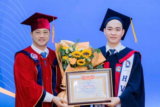 Thủ khoa Học viện Quản lý giáo dục coi giáo dục là chìa khóa thay đổi con người