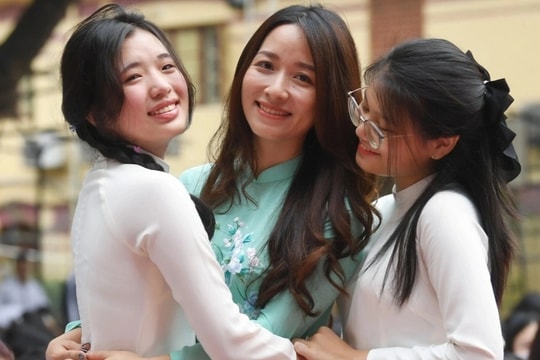 Sẵn sàng cho lễ khai giảng đặc biệt