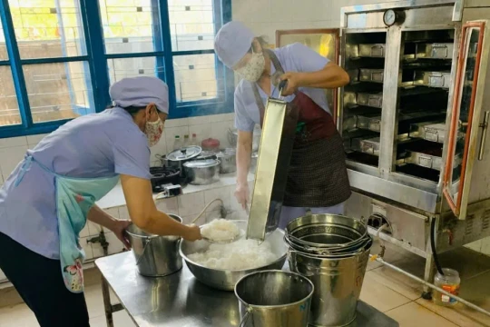Sở GD&ĐT Lâm Đồng yêu cầu báo cáo khó khăn khi tổ chức bán trú ở cấp tiểu học