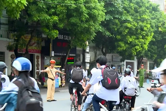 Hưng Yên tăng cường các biện pháp đảm bảo ATGT ngày khai giảng