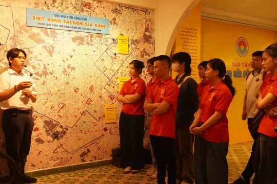 Giáo dục lòng yêu nước trong kỷ nguyên mới: Động lực học tập, sáng tạo và hội nhập