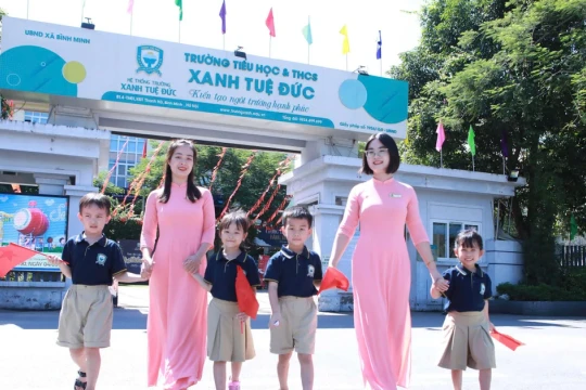 Phụ huynh đồng hành và trải nghiệm để hiểu con hơn