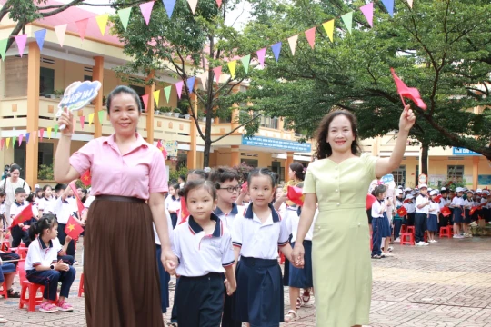 Sẵn sàng giúp học sinh bắt nhịp với môi trường mới
