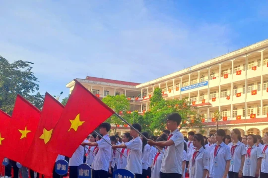Thầy trò đón năm học mới gắn với thông điệp học tập hạnh phúc
