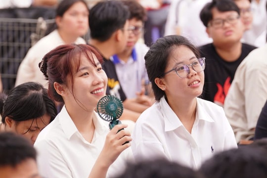 Thầy và trò TP Hồ Chí Minh sẵn sàng bước vào năm học mới
