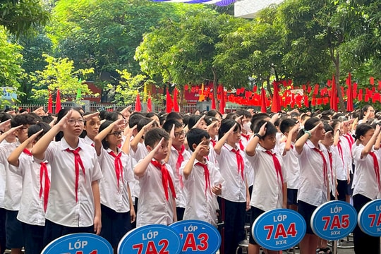 THCS Mai Dịch tưng bừng khai giảng năm học mới 2025-2026