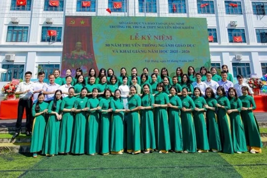 Dấu ấn chuỗi hoạt động sôi nổi của Trường Nguyễn Bỉnh Khiêm