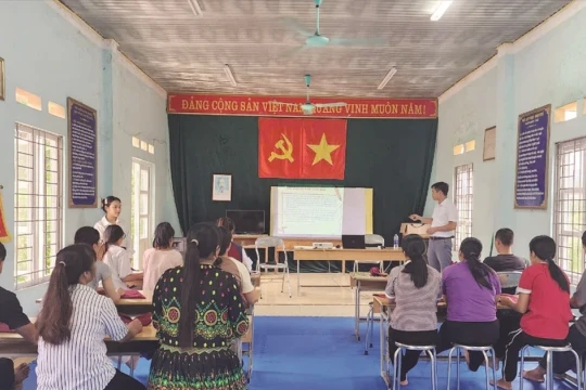 Đẩy mạnh các hoạt động học nghề để ‘thoát nghèo’ bền vững cho đồng bào DTTS