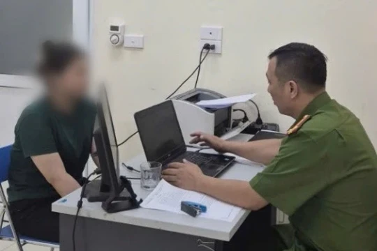 Giải cứu nữ sinh ở Hà Nội khỏi bẫy lừa đảo 'bắt cóc online'