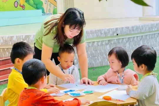Đề xuất trợ cấp lương cơ bản cho GV mầm non: Thêm động lực để giáo viên yêu nghề