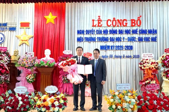 Công bố Hiệu trưởng Trường Đại học Y – Dược, Đại học Huế
