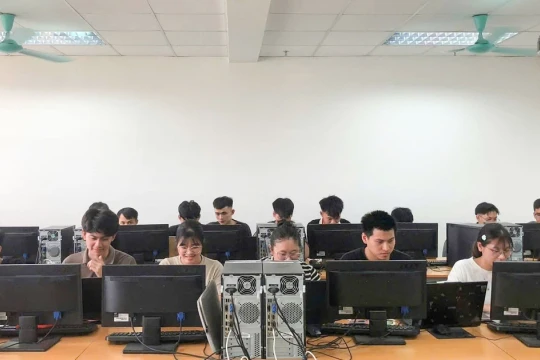 Kỳ vọng bứt phá từ tự chủ toàn diện giáo dục đại học, nghề nghiệp