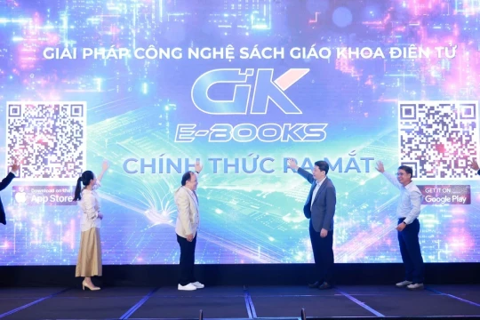 Ra mắt giải pháp công nghệ sách giáo khoa điện tử