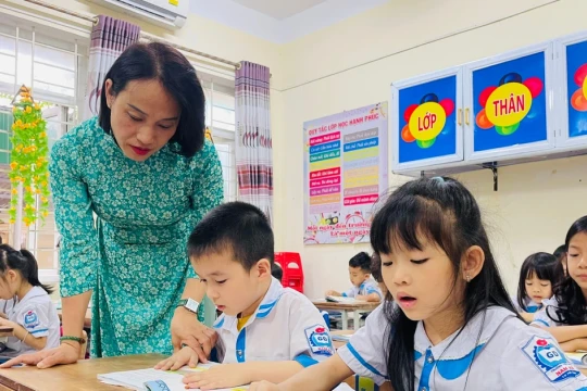 Hà Tĩnh 'co kéo' ổn định đội ngũ giáo viên
