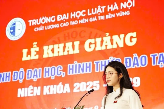 Nữ sinh miền núi trở thành thủ khoa đầu vào Trường ĐH Luật Hà Nội