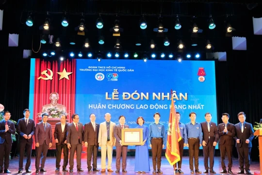 Đại học Kinh tế Quốc dân sôi nổi hoạt động chào mừng 70 năm thành lập trường
