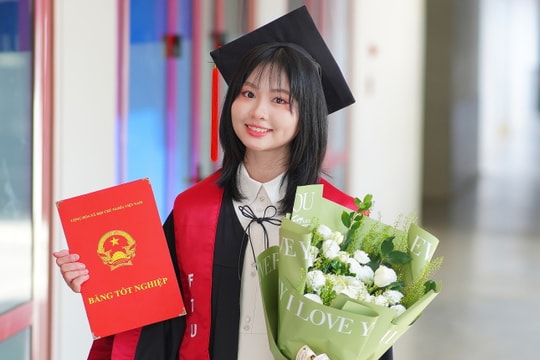 Thủ khoa Ngoại thương với 143 tín chỉ điểm tuyệt đối
