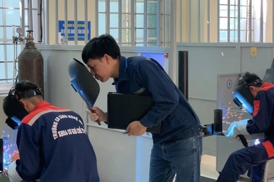 Giáo dục nghề nghiệp bứt phá từ quyền tự chủ toàn diện