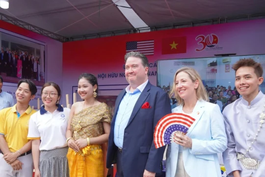 Sôi nổi chương trình Giao lưu hữu nghị Việt Nam - Hoa Kỳ tại TP Cần Thơ