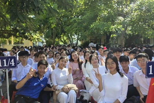 Cần có giáo viên trực tiếp đứng lớp tham gia biên soạn sách giáo khoa