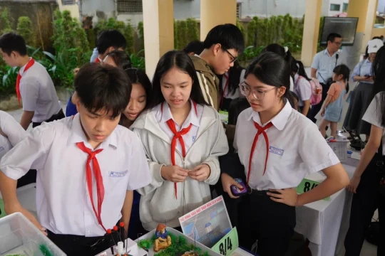 Nâng cao năng lực cán bộ giáo dục cấp xã: Đúng người, đúng việc