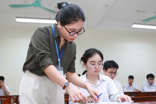 Kỳ thi tốt nghiệp THPT 2025: Ba chỉ số, một bức tranh