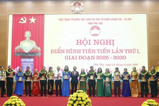 Phú Thọ vinh danh gần 300 tập thể, cá nhân điển hình tiên tiến
