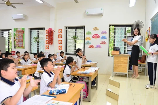 Đẩy mạnh giáo dục đạo đức lối sống cho học sinh, sinh viên