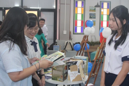 'Bộ sách giáo khoa thống nhất phải hiện đại, chuyên nghiệp'