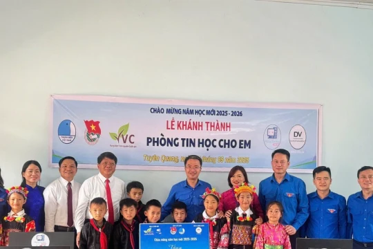 Ngành giáo dục Tuyên Quang vượt khó vươn lên với tinh thần đổi mới