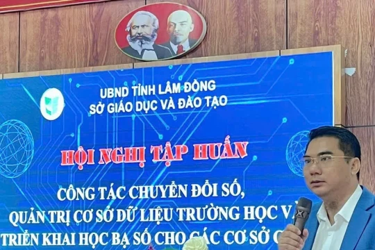 Triển khai học bạ điện tử, giảm áp lực hồ sơ sổ sách cho giáo viên tại Lâm Đồng