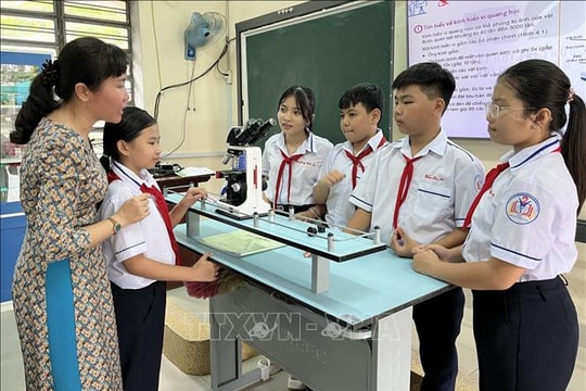 Đào tạo nguồn nhân lực chất lượng cao, nâng cao giáo dục toàn diện